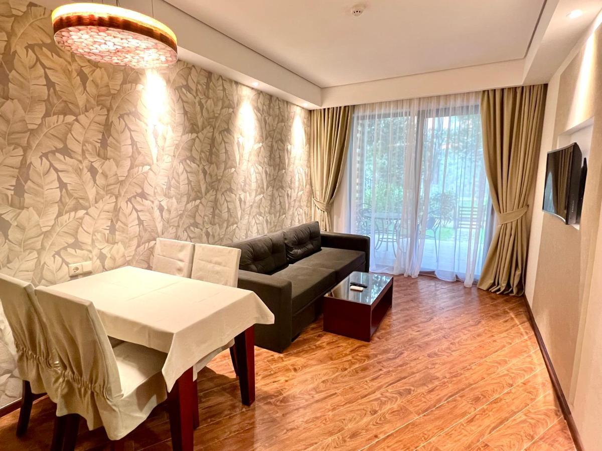 Luxury Oasis Apartment Chakvi Εξωτερικό φωτογραφία