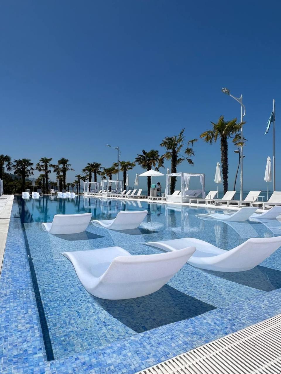 Luxury Oasis Apartment Chakvi Εξωτερικό φωτογραφία